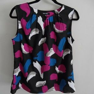 Nine West top